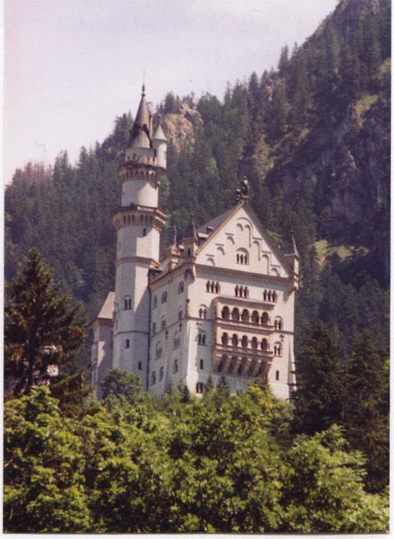 Ludwig's Castle, Neuschwanstein