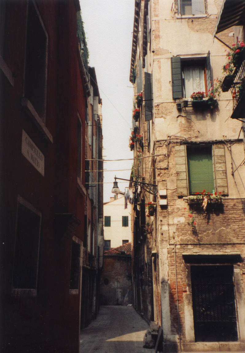 Alleyway, Venice, Italy