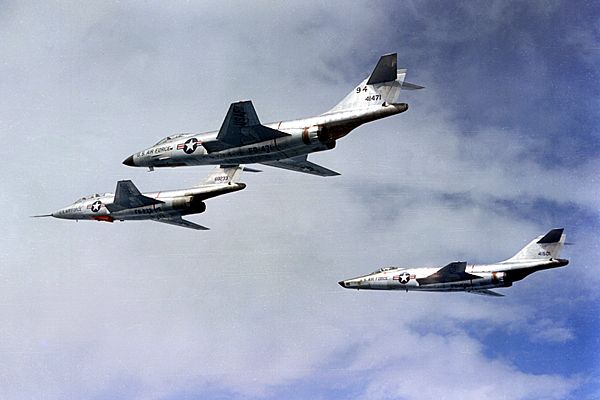F-101 Voodoo formation
