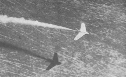 Me_163B-1A_Komet_test_flight.jpg