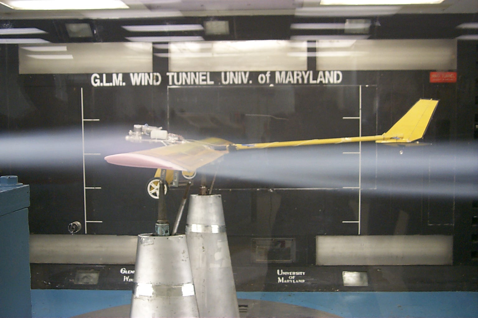 UMD Dragonfly smoke visualization of Hoerner wing tip