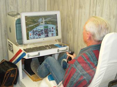Pilot Training on Simulator Powered by X-Plane
